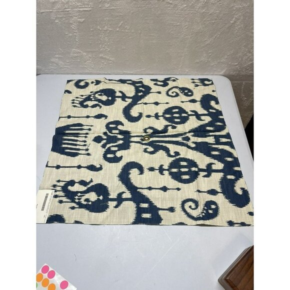 Lee Jofa, Sassari Ikat Ethnic  Motif Remnant 23” x 24” - Picture 9 of 10